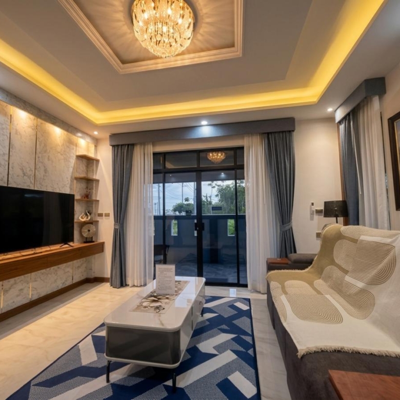  Luxury 3BR Pool Villa – Ao Nang Soi 1, Krabi