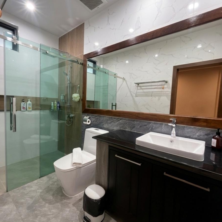 Luxury 3BR Pool Villa – Ao Nang Soi 1, Krabi