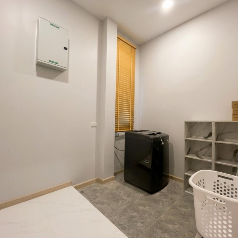 Modern Pool Villa in Ao Nang Soi 1