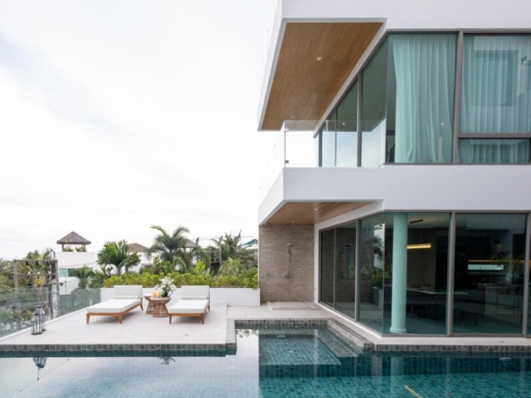 Exclusive Opulent Pool Villas near Rawai Beach, Phuket
