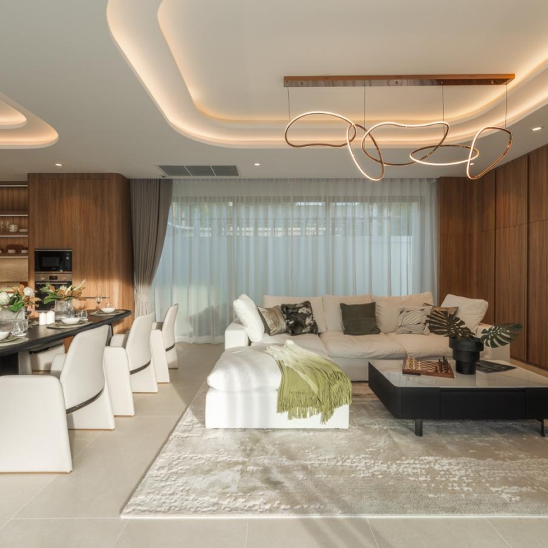 High-End Tropical 4-Bedroom Pool Villas in Saiyuan, Rawai