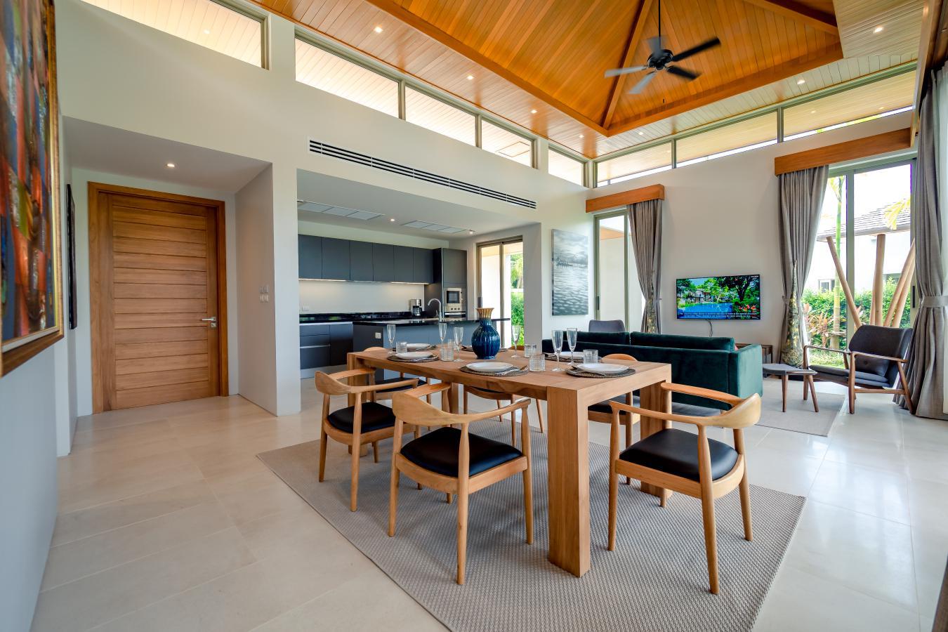 P3231141 Lakefront Residences in Cherng Talay, Phuket
