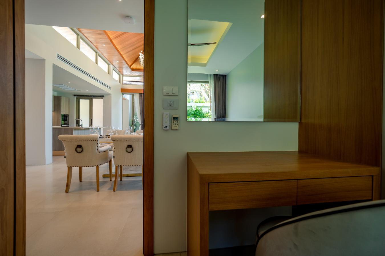 P3231252 Lakefront Residences in Cherng Talay, Phuket