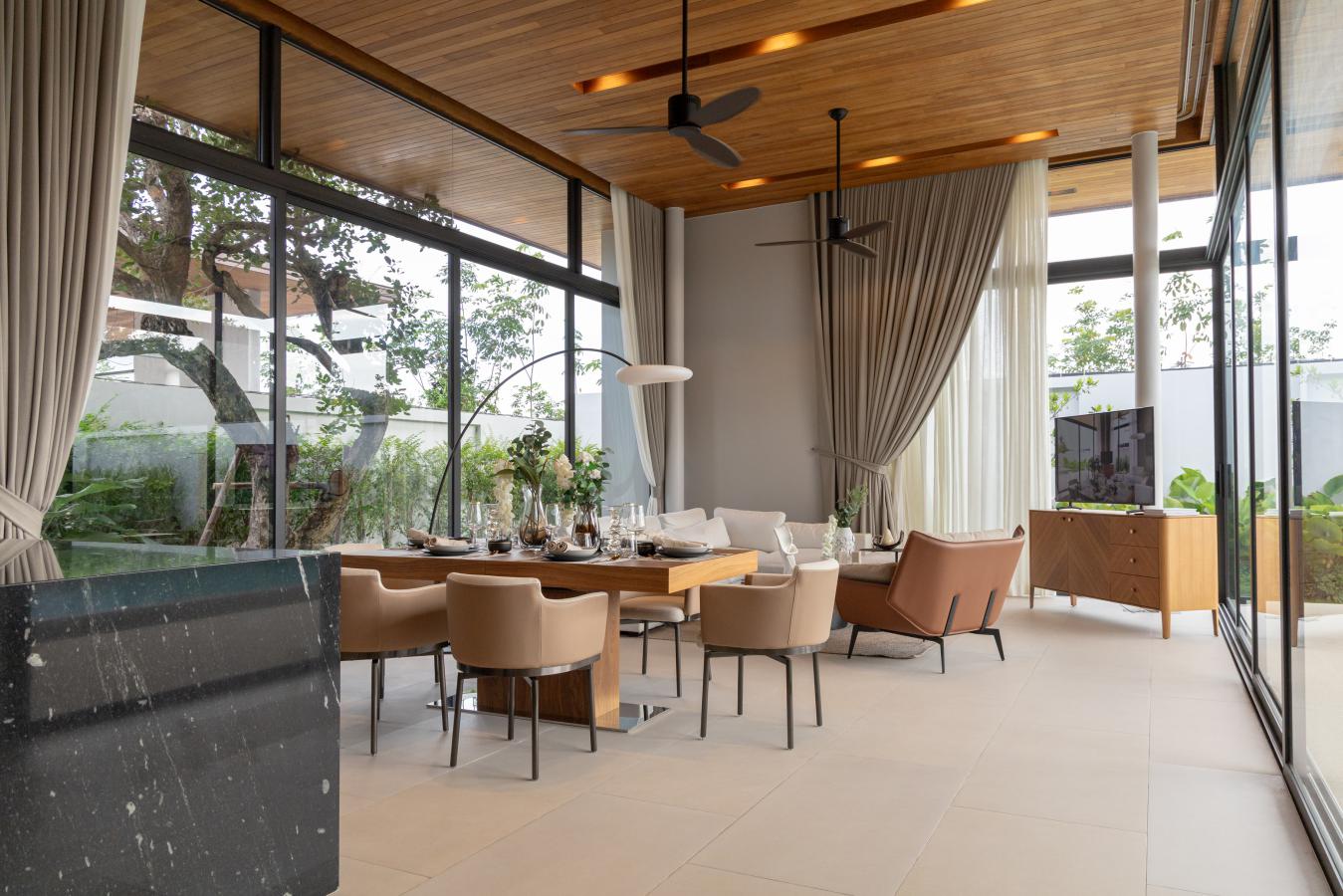 Tropical Luxury Pool Villas in Thep Krasattri, Phuket