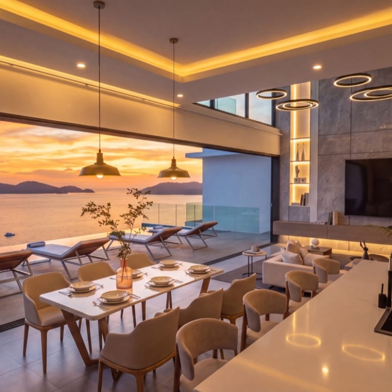 Luxury Sea View Private Pool Villas in Bang Makham