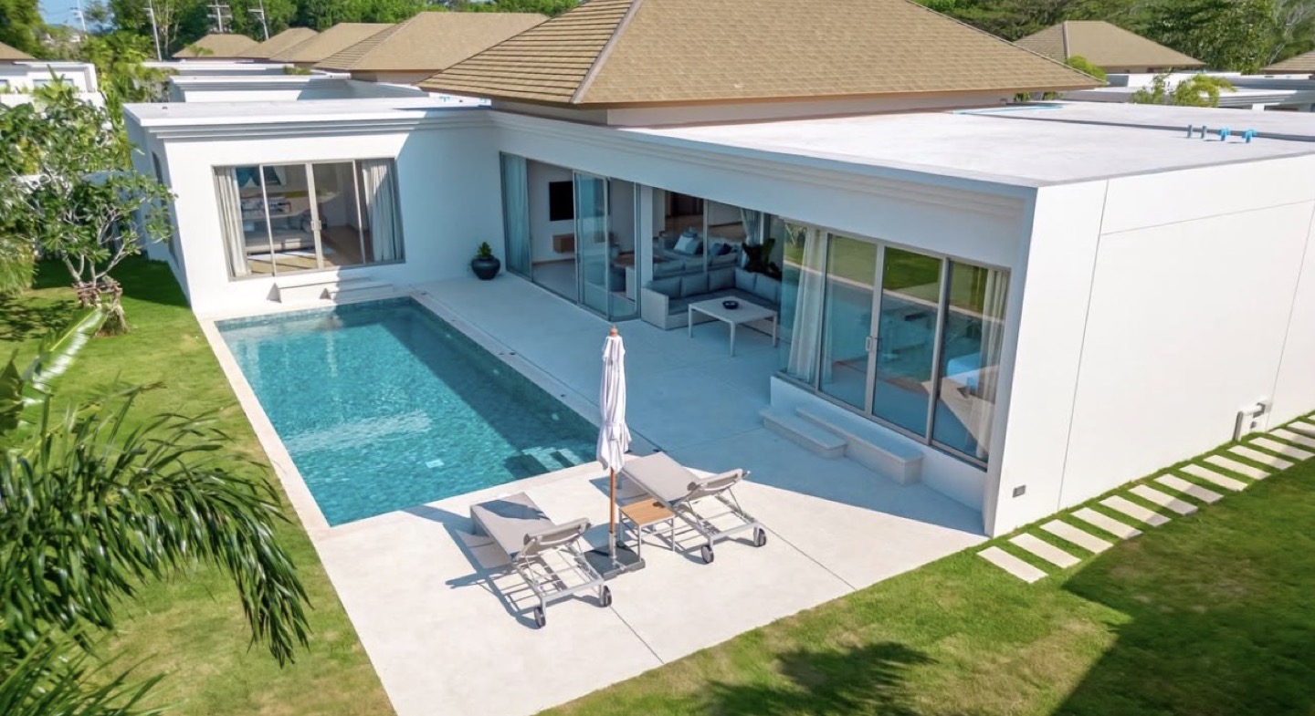 Screenshot Luxury 4-Bedroom Pool Villa for Sale in Cherngtalay