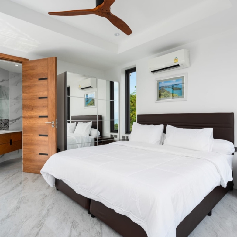 Modern 4-Bedroom Sunrise Sea View Villa