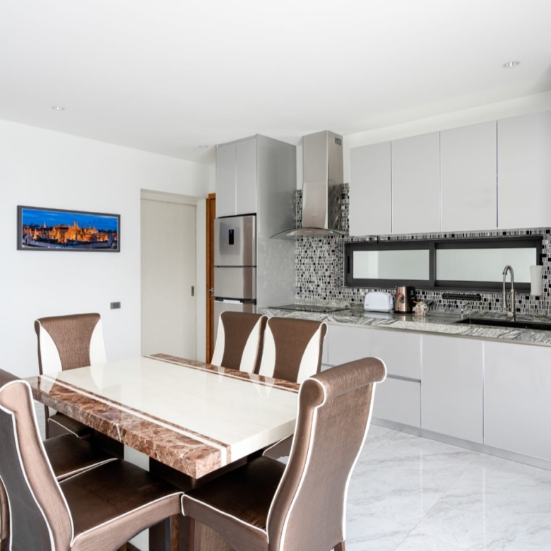 Modern 4-Bedroom Sunrise Sea View Villa