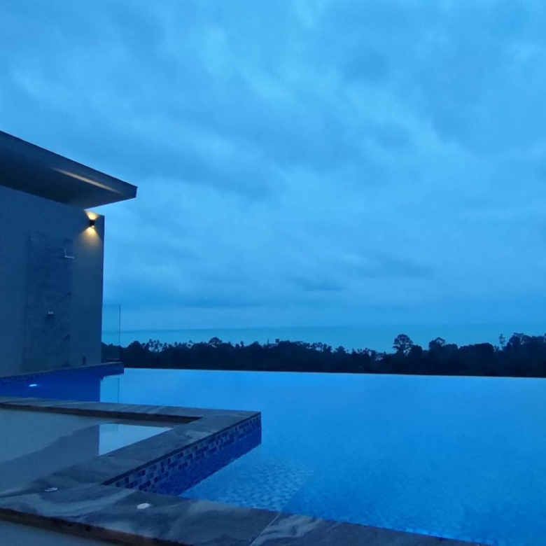 Modern 4-Bedroom Sunrise Sea View Villa