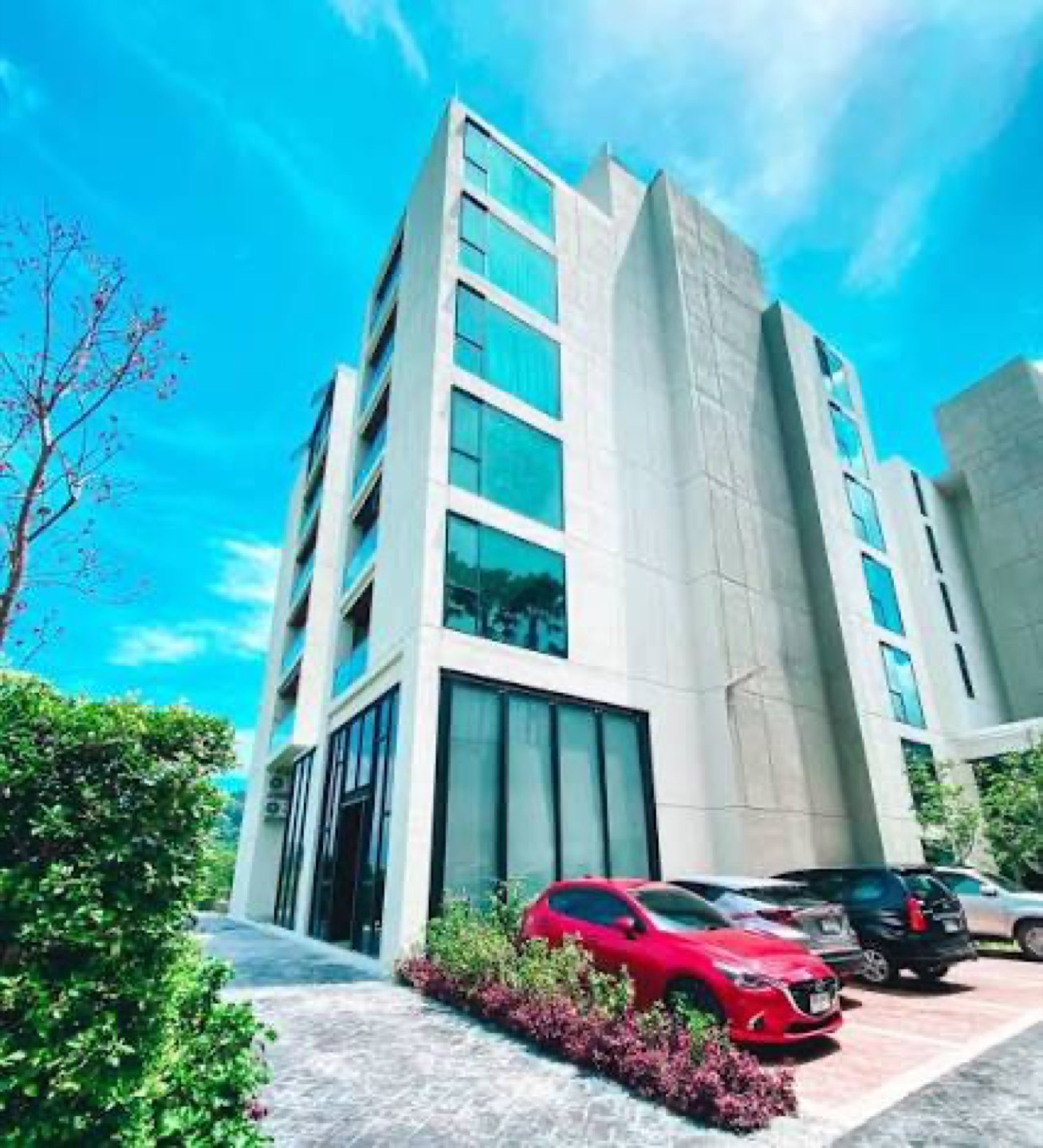 Luxury Beachside Condominiums in Patong