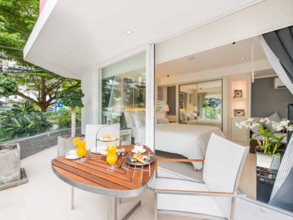 Luxury One-Bedroom Residence in Patong
