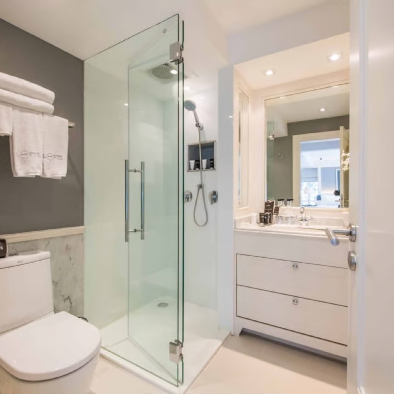 Luxury One-Bedroom Residence in Patong