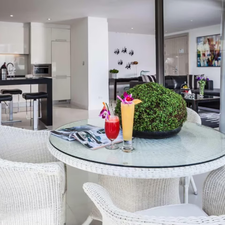 Luxury One-Bedroom Residence in Patong