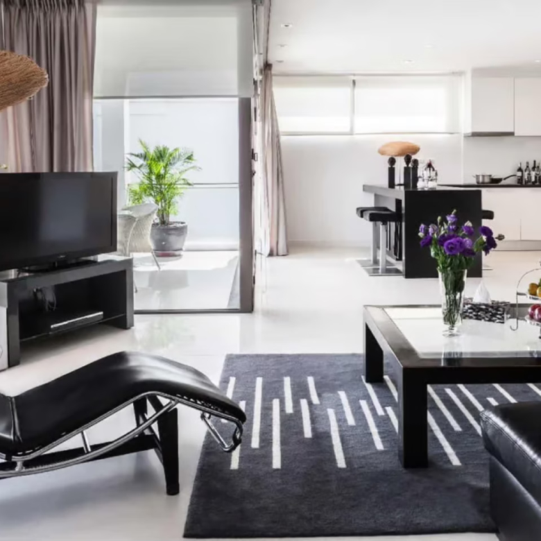 Luxury One-Bedroom Residence in Patong
