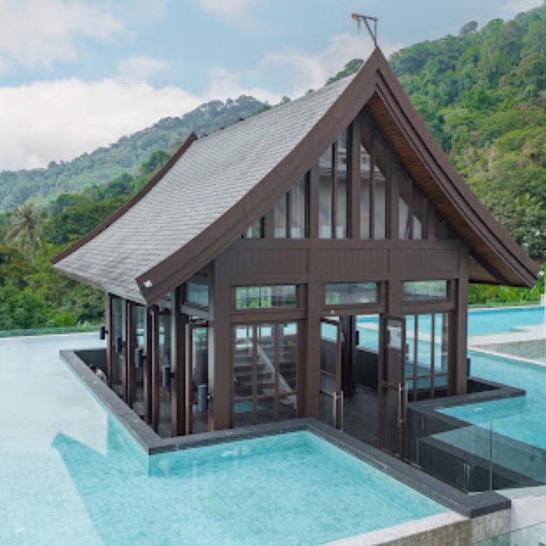 Modern Coastal Residences in Patong