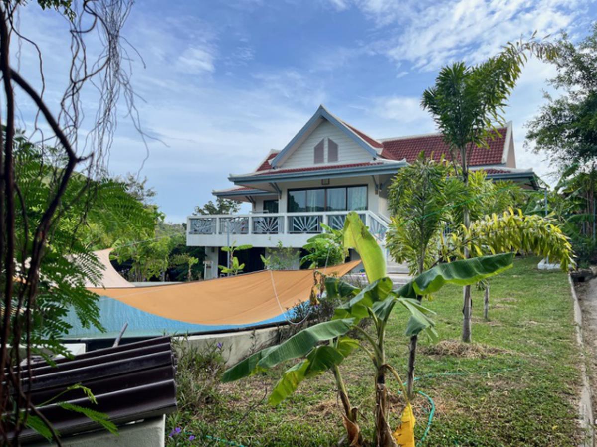 A Private Thai-Style Nature Sanctuary in Central Bangrak, Koh Samui