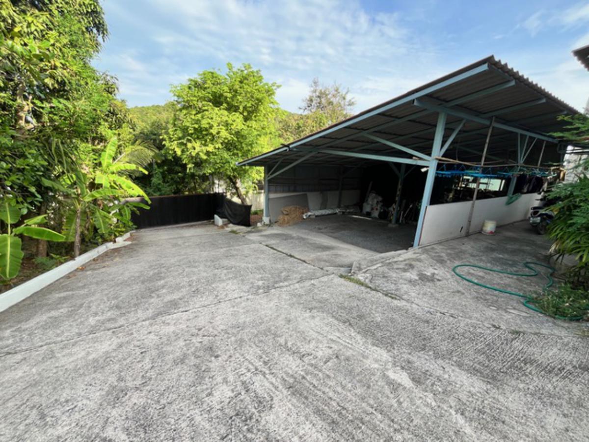 A Private Thai-Style Nature Sanctuary in Central Bangrak, Koh Samui