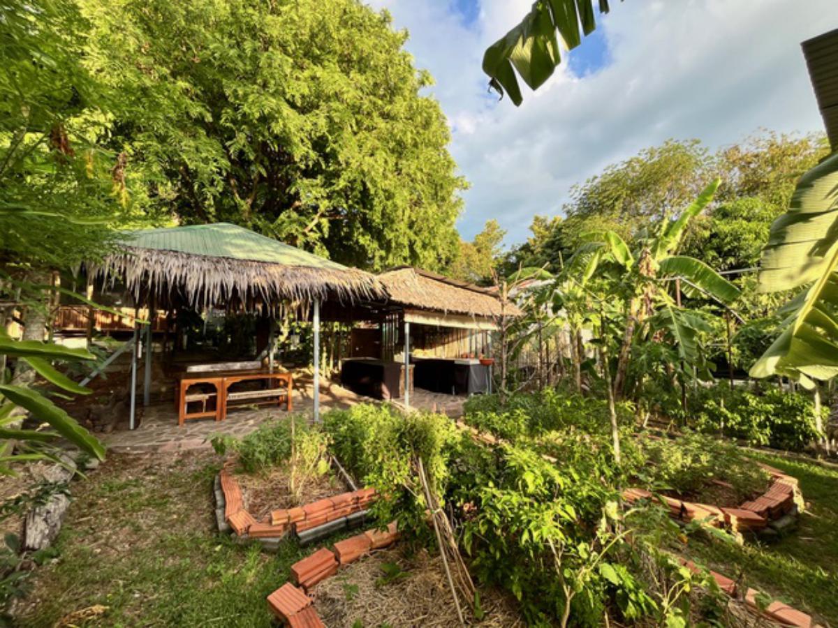 A Private Thai-Style Nature Sanctuary in Central Bangrak, Koh Samui