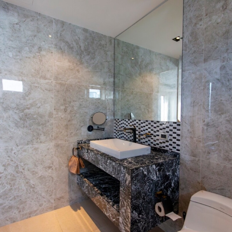  Elevate Your Lifestyle & Investment in Chaweng Noi