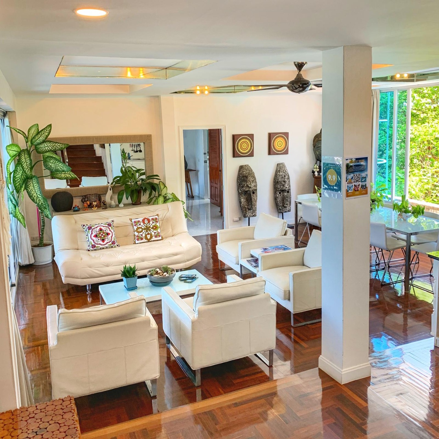 Vintage Hillside Villa Overlooking Bangrak Bay