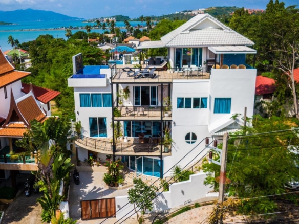 Vintage Hillside Villa Overlooking Bangrak Bay