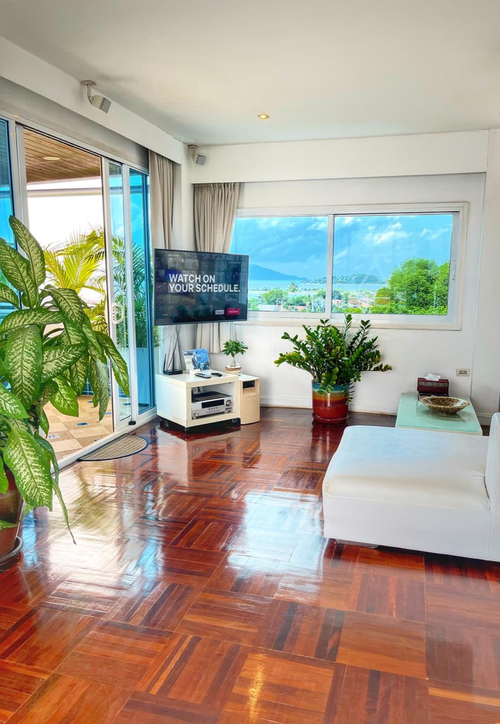 Vintage Hillside Villa Overlooking Bangrak Bay