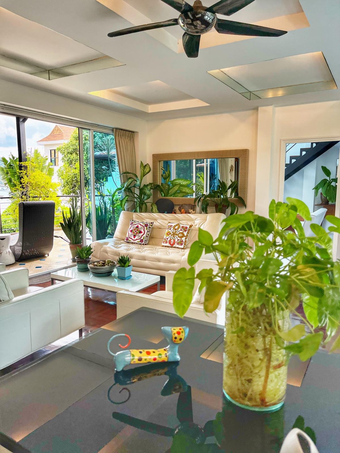 Vintage Hillside Villa Overlooking Bangrak Bay
