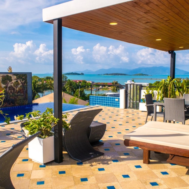 Vintage Hillside Villa Overlooking Bangrak Bay