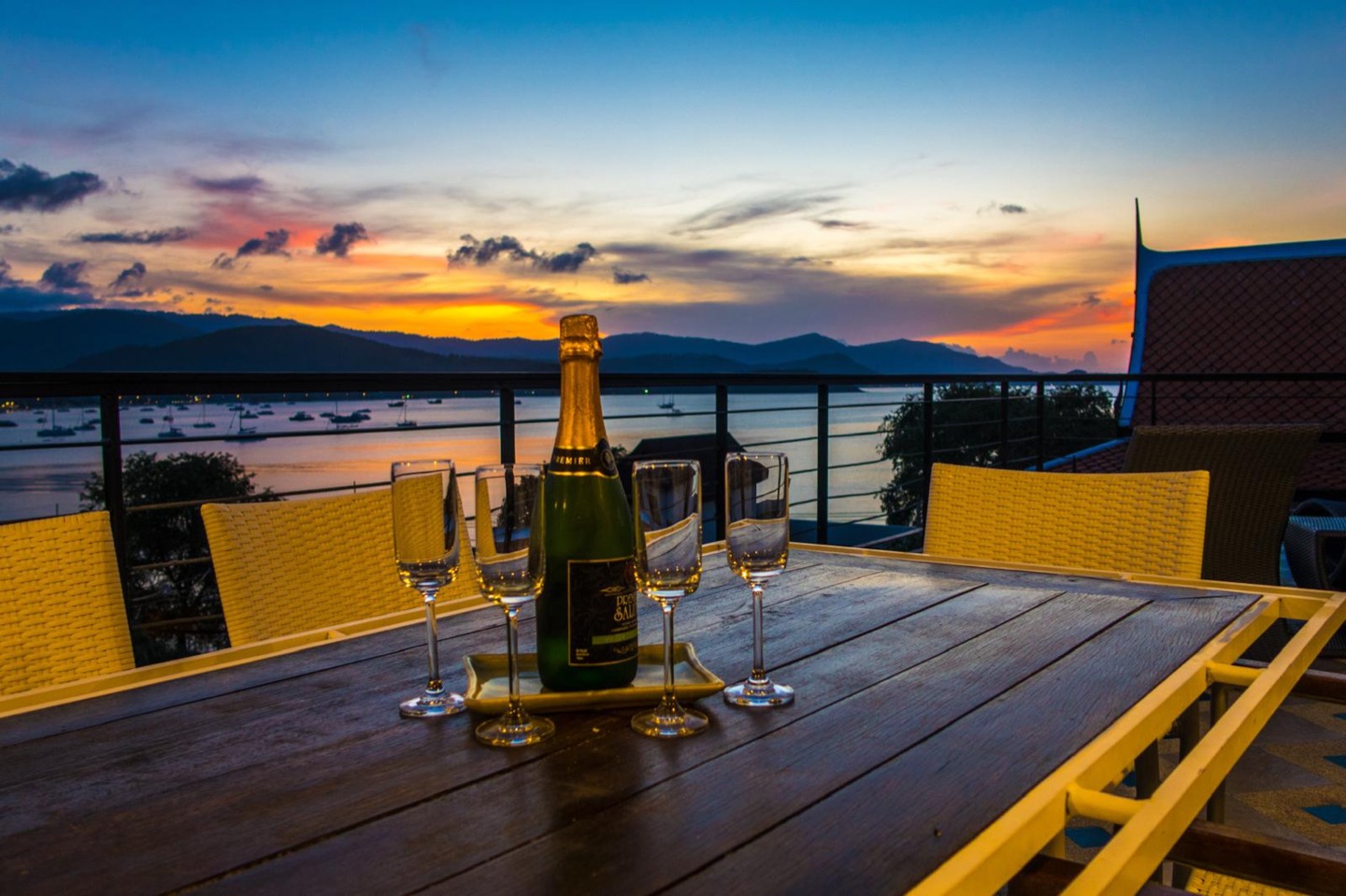 Vintage Hillside Villa Overlooking Bangrak Bay