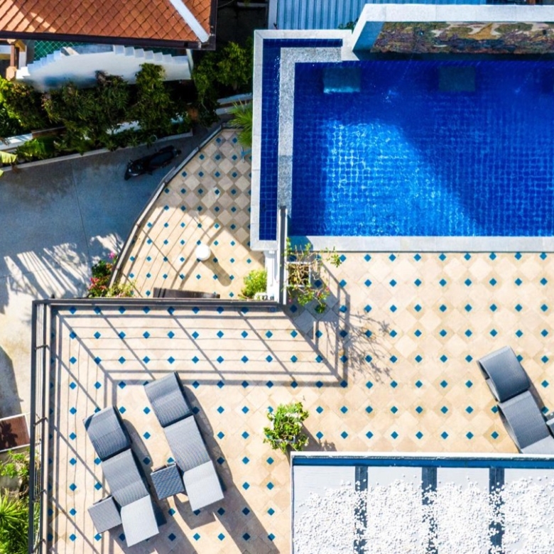 Vintage Hillside Villa Overlooking Bangrak Bay